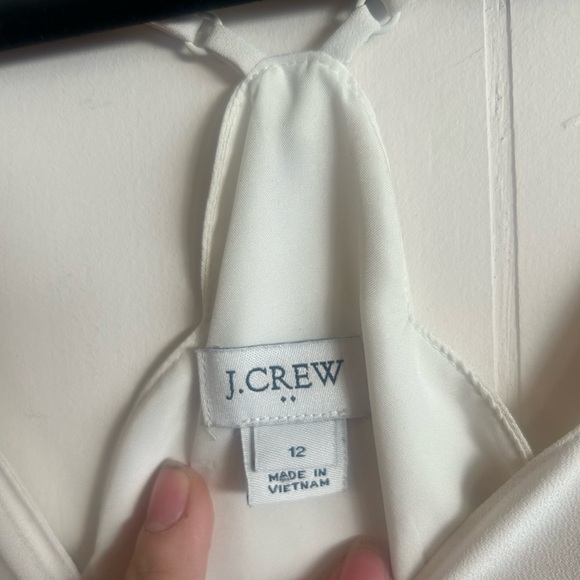 J Crew. Spaghetti strapped scallop edge ivory camisole size 12 light weight - Picture 4 of 7